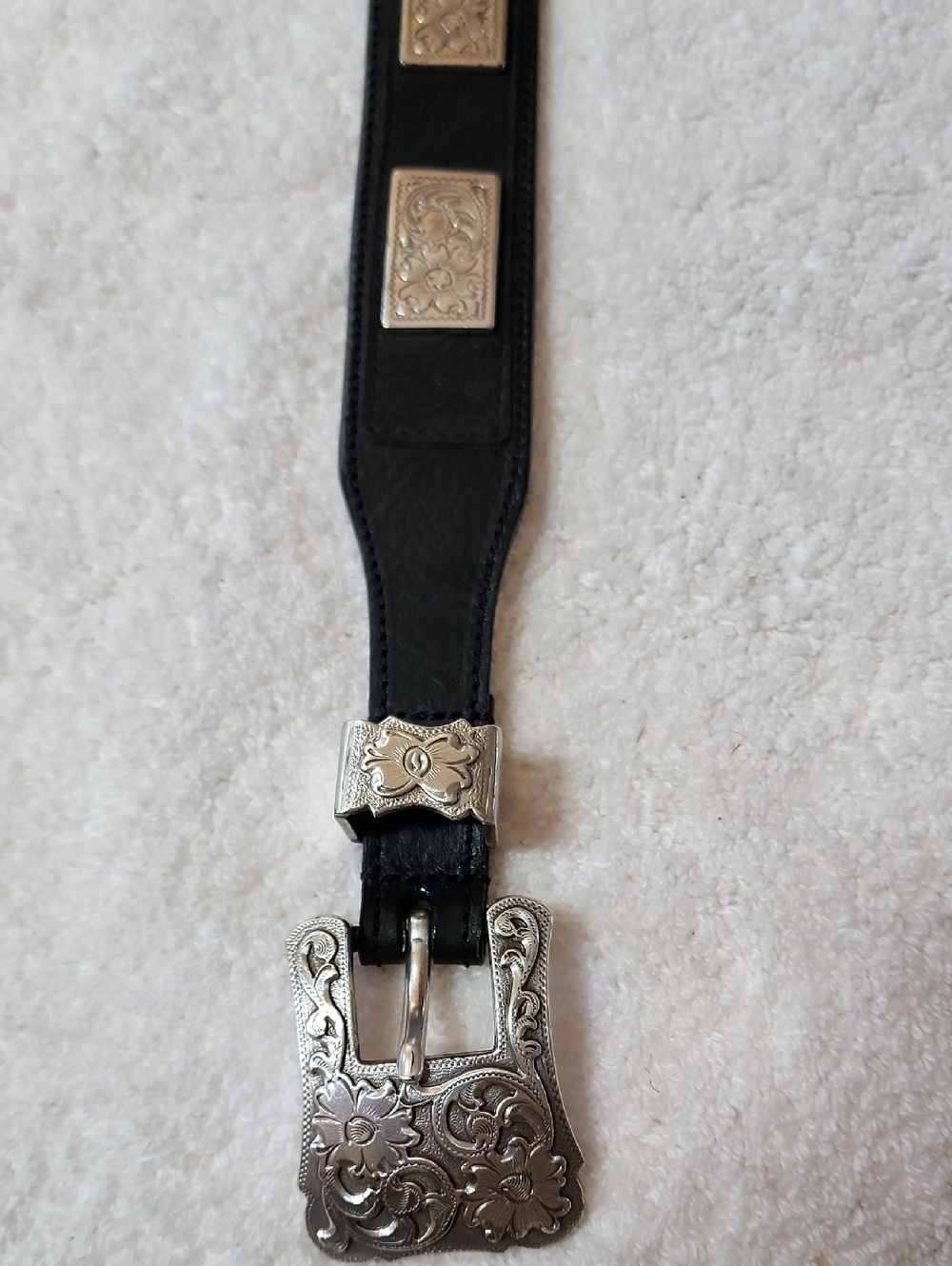 Olga Santini Women's Black Leather Belt Silver Floral Buckle Size M Preowned
